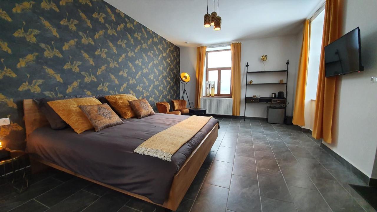 Tisza White House Bed and Breakfast Tiszaszolos Exteriör bild